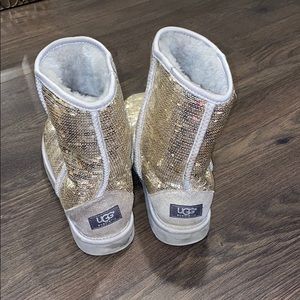 Short Sequins UGG boots